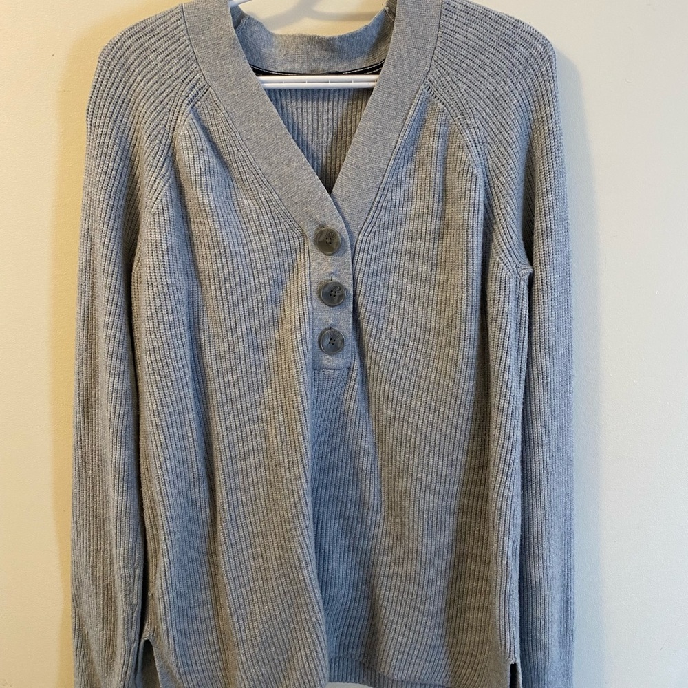 Denver Hayes Blue V-Neck Sweater